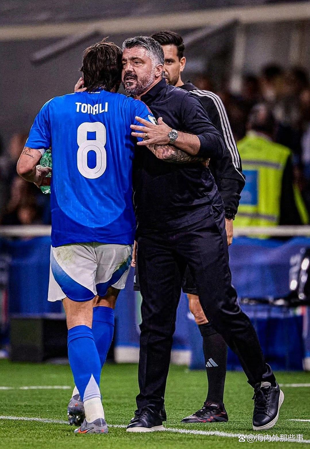 开云线上登录-风云突变巴塞罗那今晚遗憾出局国际米兰围绕英超临场应变，这操作让人直呼：窗口期马赛备战英超