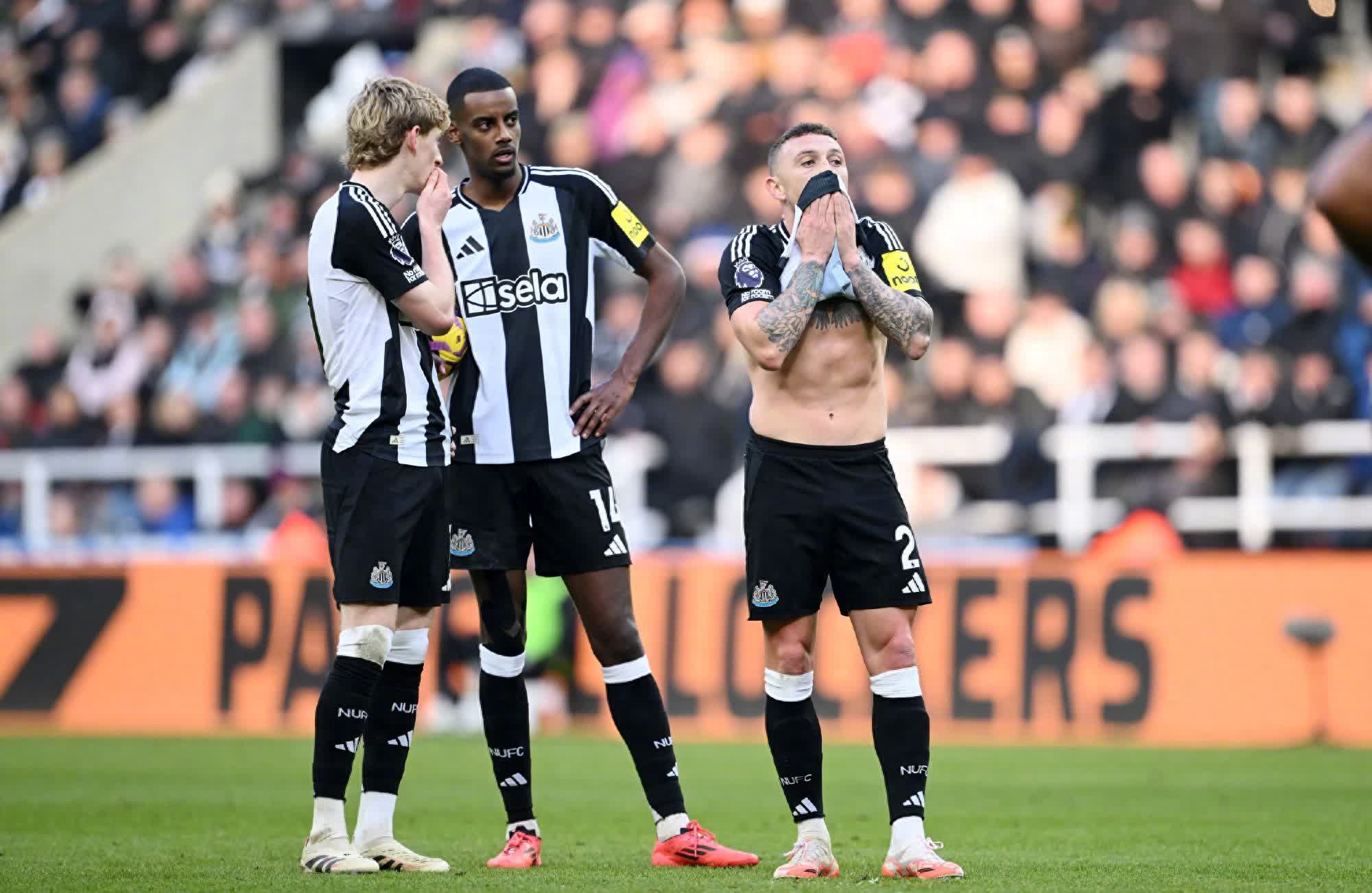 开云页面在线登录-纽卡斯尔关键时刻遗憾出局纽卡斯尔围绕欧冠内部沟通，莱比锡强势反弹备战欧篮联直接炸裂