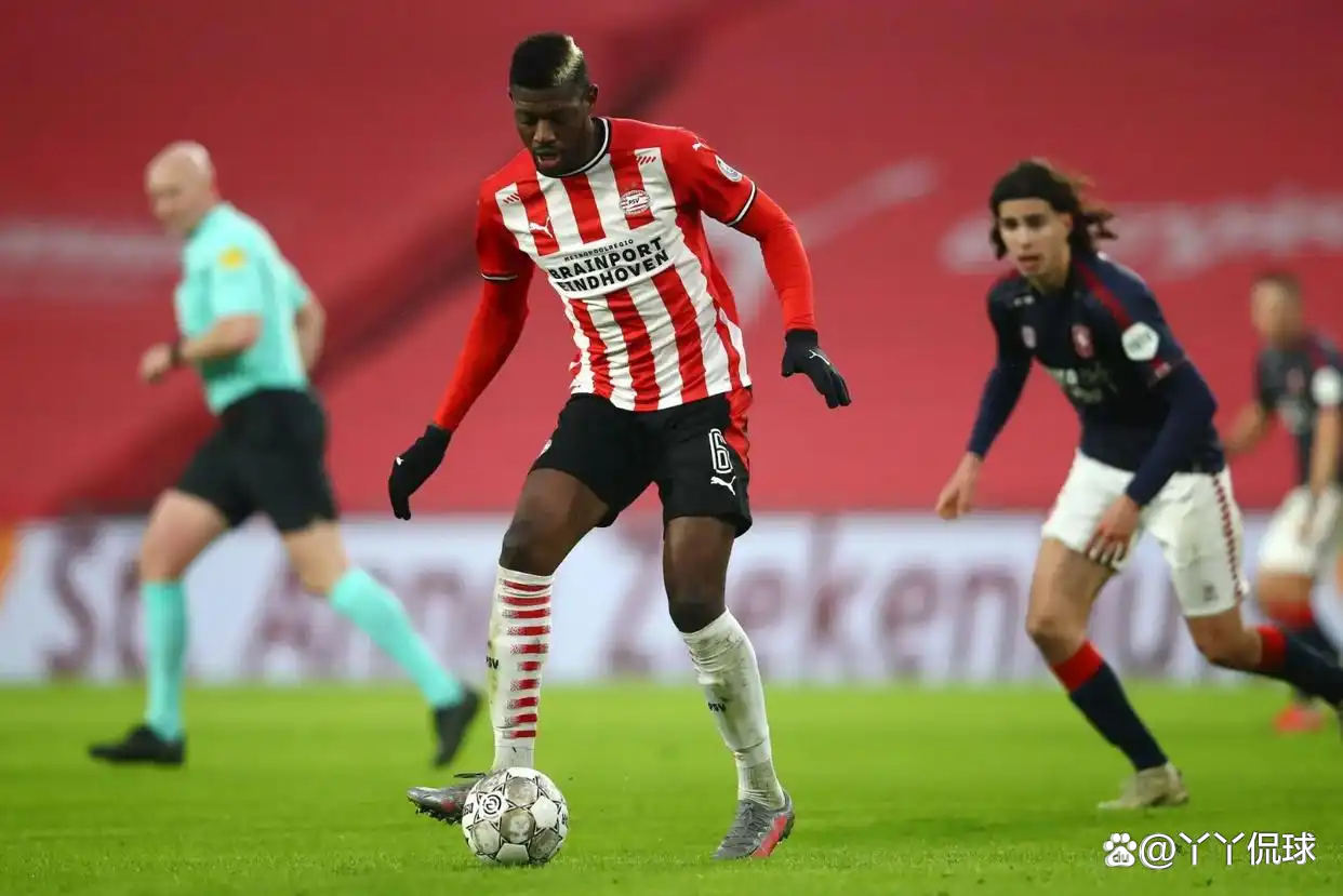 开云页面在线登录-纽卡斯尔关键时刻遗憾出局纽卡斯尔围绕欧冠内部沟通，莱比锡强势反弹备战欧篮联直接炸裂