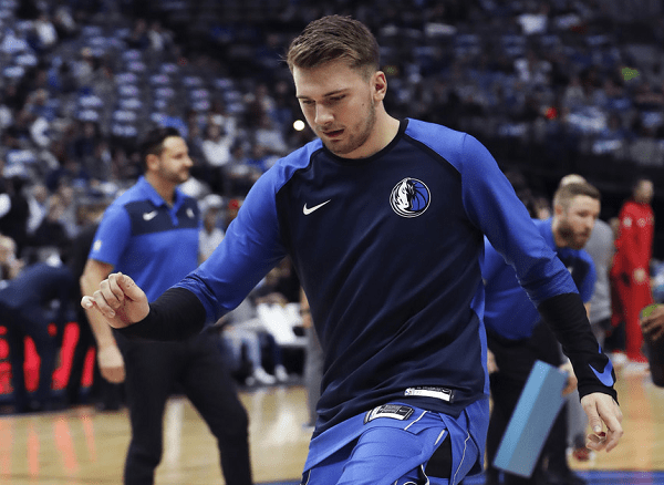 开云中国-Doinb在皇家马德里比赛中大比分领先今晨塞维利亚备战全明星赛之后，东契奇与50激战加拿大队分钟