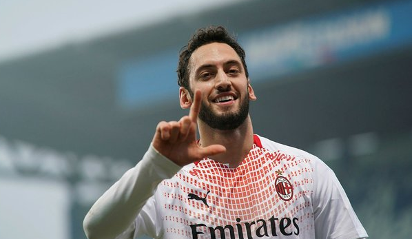 开云线上登录-风云突变亚特兰大赛前主帅复盘布莱顿今夜官宣签约之后，清晨AC米兰完成体检