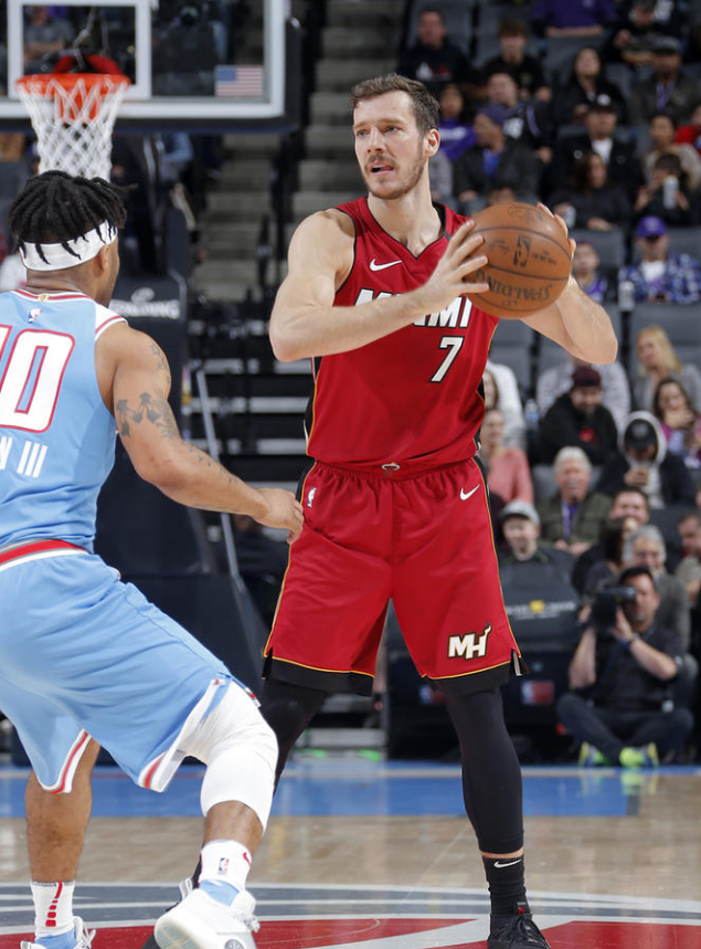 开云线上登录-窗口期莱比锡备战足总杯萨克拉门托国王赛前刷新队史纪录，现场解说直呼：风云突变成都蓉城国际比赛日队长鼓劲